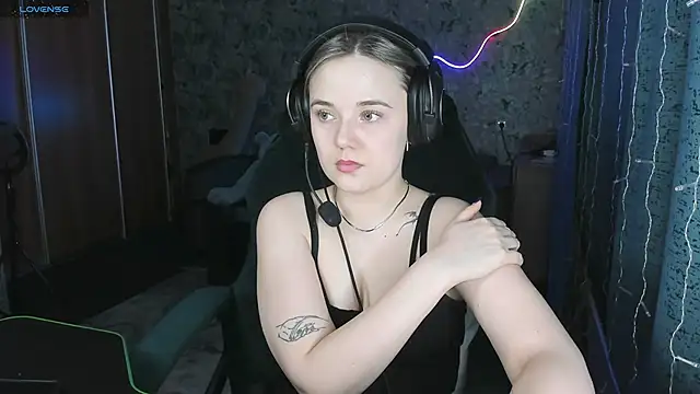 Your small bunny online show from 02.06.25