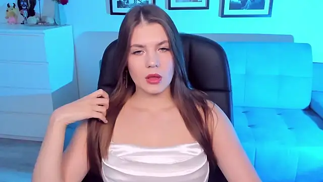 BellaSweetHeart online show from 10.23.25