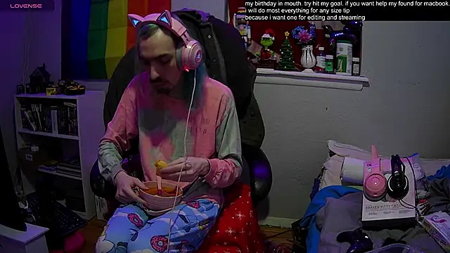 tallnerdyguy online show from 01.15.25