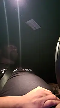 Strong Bear89 online show from 12.31.24