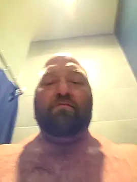 Strong Bear89 online show from 03.01.25