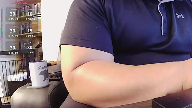 Strong Bear89 online show from 10.02.25