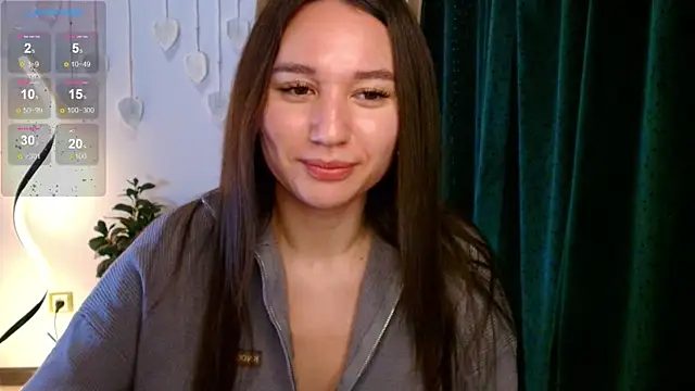 Snapshot of margeriTirell chatting on 10.11.25 margeriTirell online show from 10.11.25