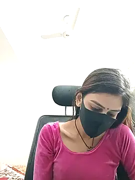 Snapshot of Tisha-01 chatting on 10.02.25 Tisha-01 online show from 10.02.25