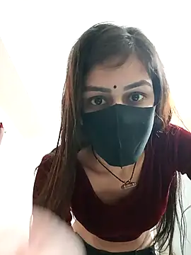 Snapshot of Tisha-01 chatting on 10.07.25 Tisha-01 online show from 10.07.25