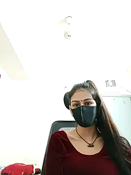 Snapshot of Tisha-01 chatting on 10.28.25 Tisha-01 online show from 10.28.25