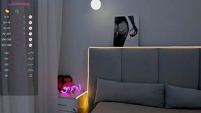 Emeli Love online show from 02.16.25