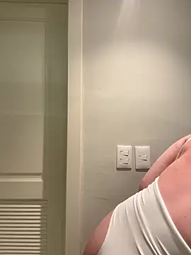 Snapshot of Shirley_Thomas chatting on 11.14.25 Shirley Thomas online show from 11.14.25