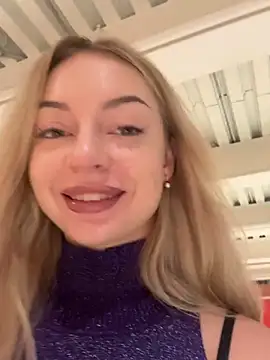 Snapshot of melissa_grr chatting on 12.07.24 melissa grr online show from 12.07.24