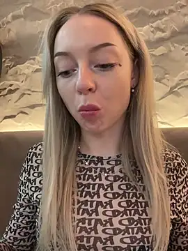 Snapshot of melissa_grr chatting on 12.26.24 melissa grr online show from 12.26.24