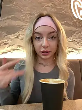 Snapshot of melissa_grr chatting on 01.23.25 melissa grr online show from 01.23.25