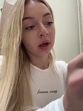 Snapshot of melissa_grr chatting on 01.29.25 melissa grr online show from 01.29.25