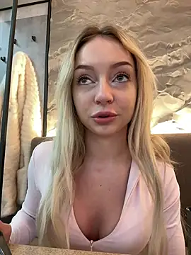 Snapshot of melissa_grr chatting on 02.08.25 melissa grr online show from 02.08.25