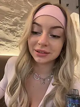 Snapshot of melissa_grr chatting on 02.22.25 melissa grr online show from 02.22.25