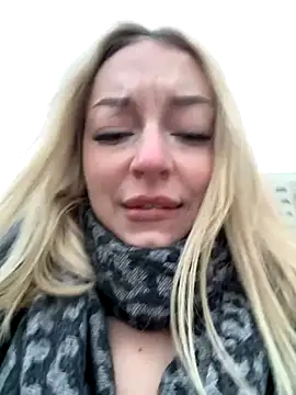 Snapshot of melissa_grr chatting on 11.03.25 melissa grr online show from 11.03.25