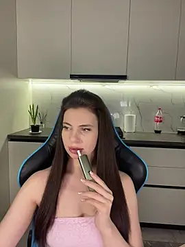 CurlyLara online show from 04.01.26