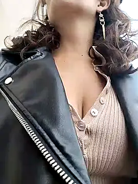 Alysson-- online show from 01.08.25