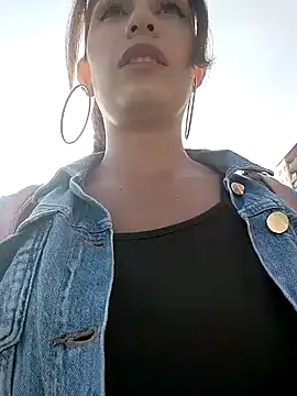 Alysson-- online show from 01.10.25