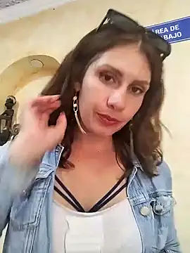 Alysson-- online show from 01.14.25