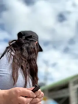 Alysson-- online show from 03.31.26