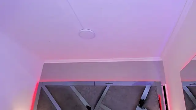 AmberiniHoffman online show from 03.05.25