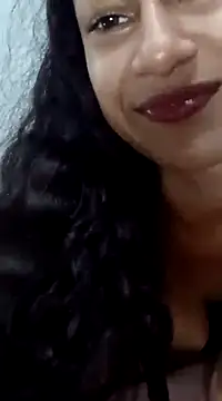 Snapshot of yummi__priv chatting on 03.11.25 yummi priv online show from 03.11.25