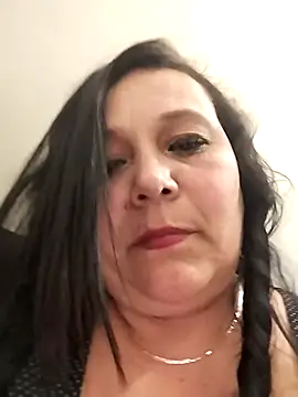 sara pineros online show from 01.28.25