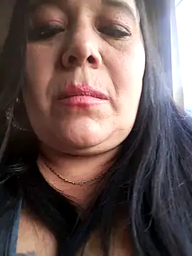 sara pineros online show from 09.23.25