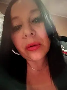 sara pineros online show from 10.02.25