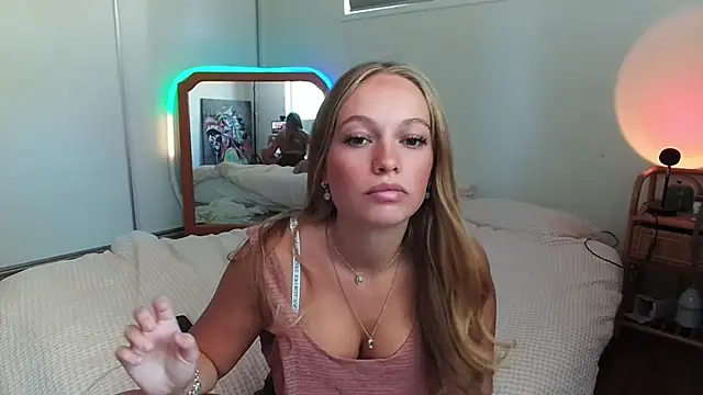 Snapshot of lexifeverr chatting on 01.21.25 lexifeverr online show from 01.21.25