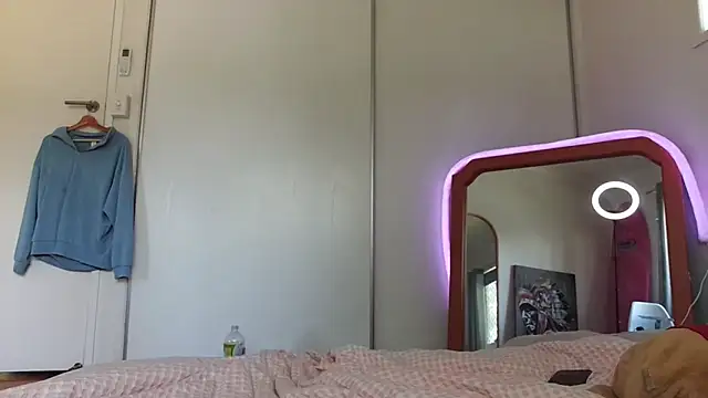 Snapshot of lexifeverr chatting on 02.06.25 lexifeverr online show from 02.06.25