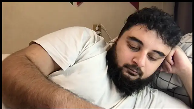 Snapshot of teddy_alan chatting on 10.10.25 teddy alan online show from 10.10.25