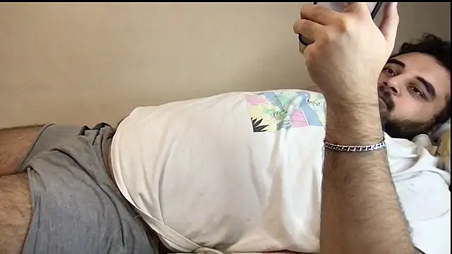 Snapshot of teddy_alan chatting on 10.25.25 teddy alan online show from 10.25.25