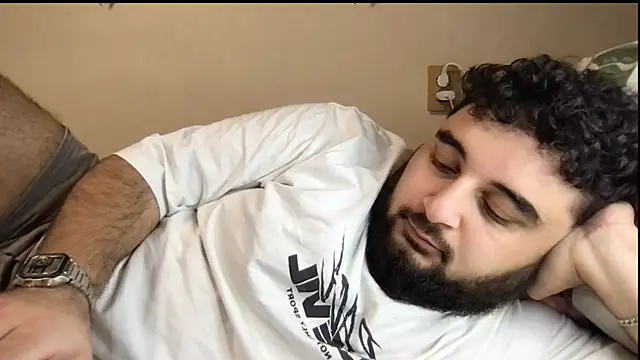 Snapshot of teddy_alan chatting on 10.29.25 teddy alan online show from 10.29.25