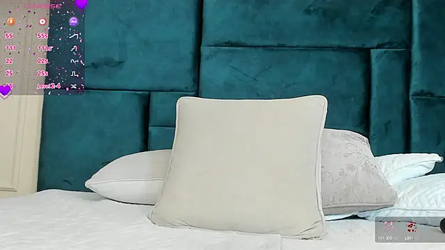 Charlotte Mayer online show from 12.24.24