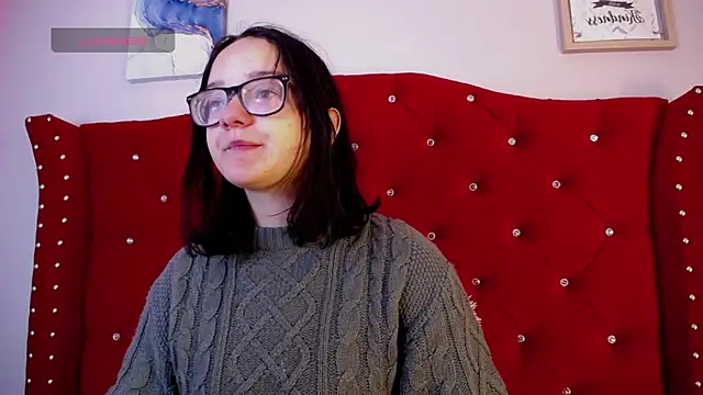 charlotte1-ls online show from 12.11.24
