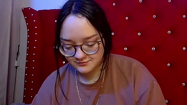 charlotte1-ls online show from 11.24.25