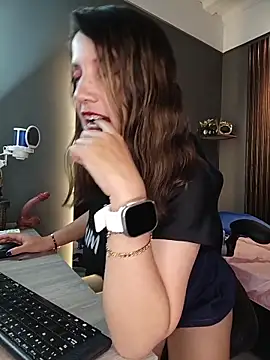 gwen ashly online show from 01.14.26