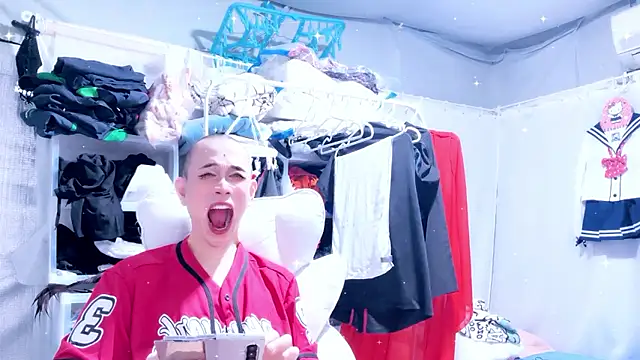 Im IVE LOVE online show from 06.07.26