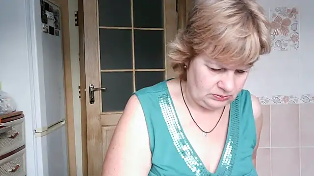 Ettie Tonia online show from 01.12.25