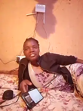 QUEEN-NAIMA online show from 10.03.25