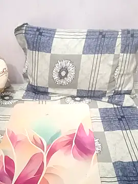 Snapshot of Dr_Kamsutra chatting on 11.05.25 Dr Kamsutra online show from 11.05.25