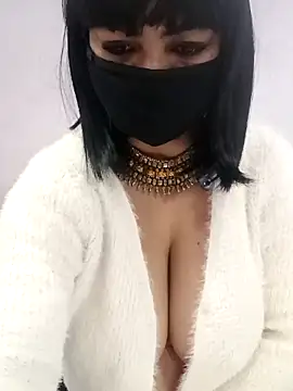 Snapshot of Dr_Kamsutra chatting on 11.20.25 Dr Kamsutra online show from 11.20.25