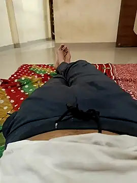 Snapshot of 1010SumiT chatting on 02.14.25 1010SumiT online show from 02.14.25