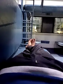 Snapshot of 1010SumiT chatting on 10.30.25 1010SumiT online show from 10.30.25