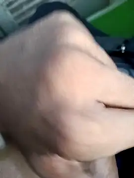 Snapshot of 1010SumiT chatting on 10.31.25 1010SumiT online show from 10.31.25