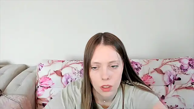 Snapshot of Sweetmojito chatting on 12.19.24 Sweetmojito online show from 12.19.24