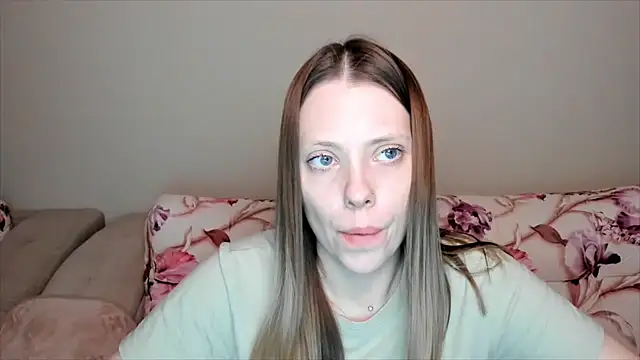 Snapshot of Sweetmojito chatting on 12.26.24 Sweetmojito online show from 12.26.24