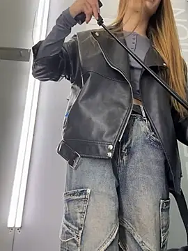 Cherry    Pie online show from 03.04.25