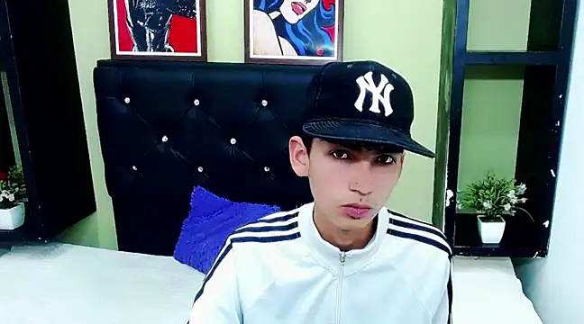 ttimy x boy online show from 12.27.24